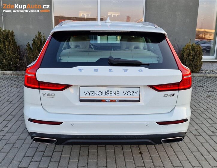 Volvo V60 Kombi 2,0 l 140 kw