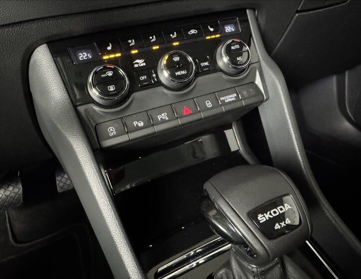 Škoda Karoq SUV 2,0 l 110 kw