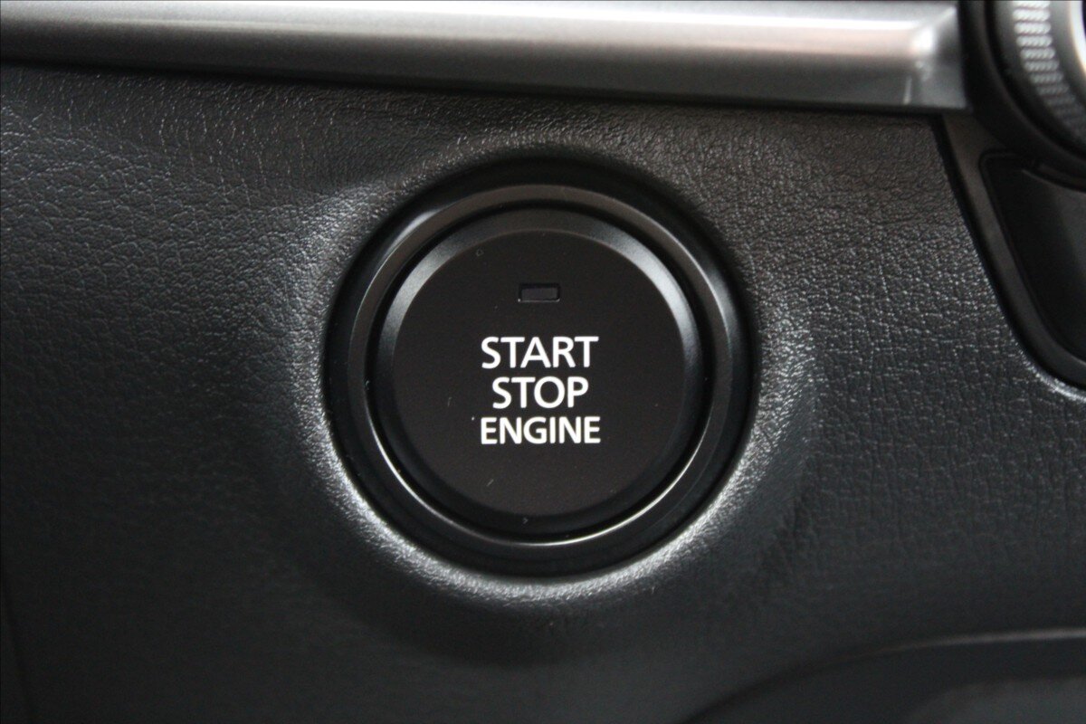 Mazda 3 Sedan / Limuzína 2,0 l 90 kw