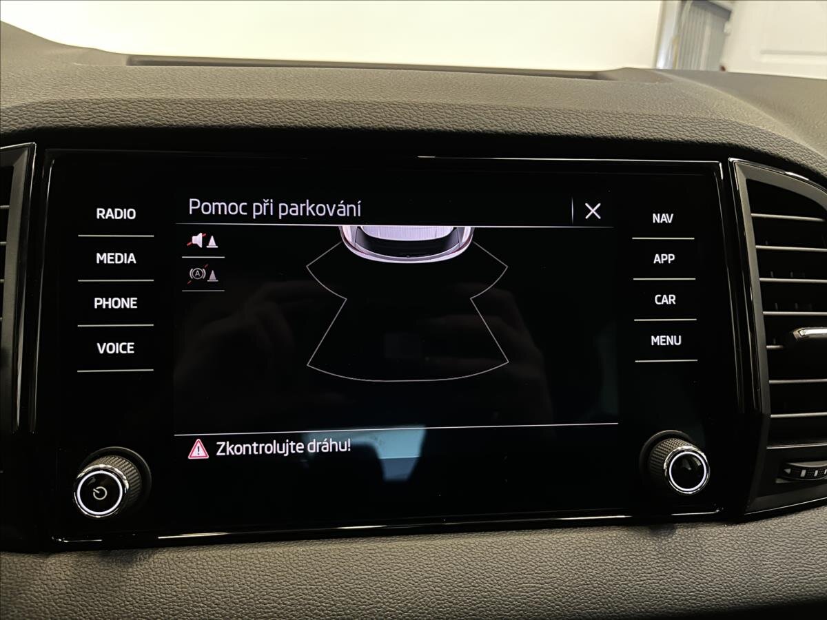 Škoda Karoq SUV 1,5 l 110 kw