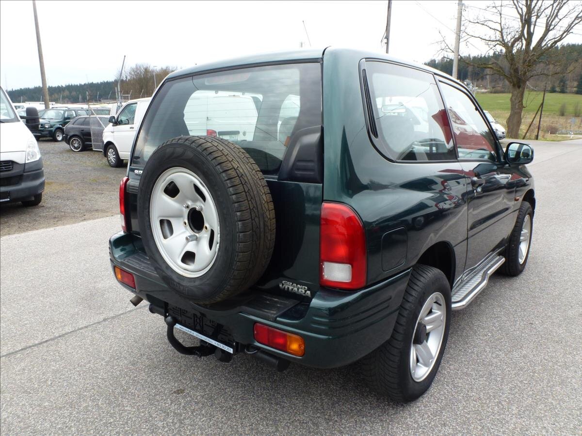 Suzuki Grand Vitara SUV / Terénní 2,0 l 94 kw
