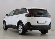Peugeot 5008 SUV 1,2 l 96 kw