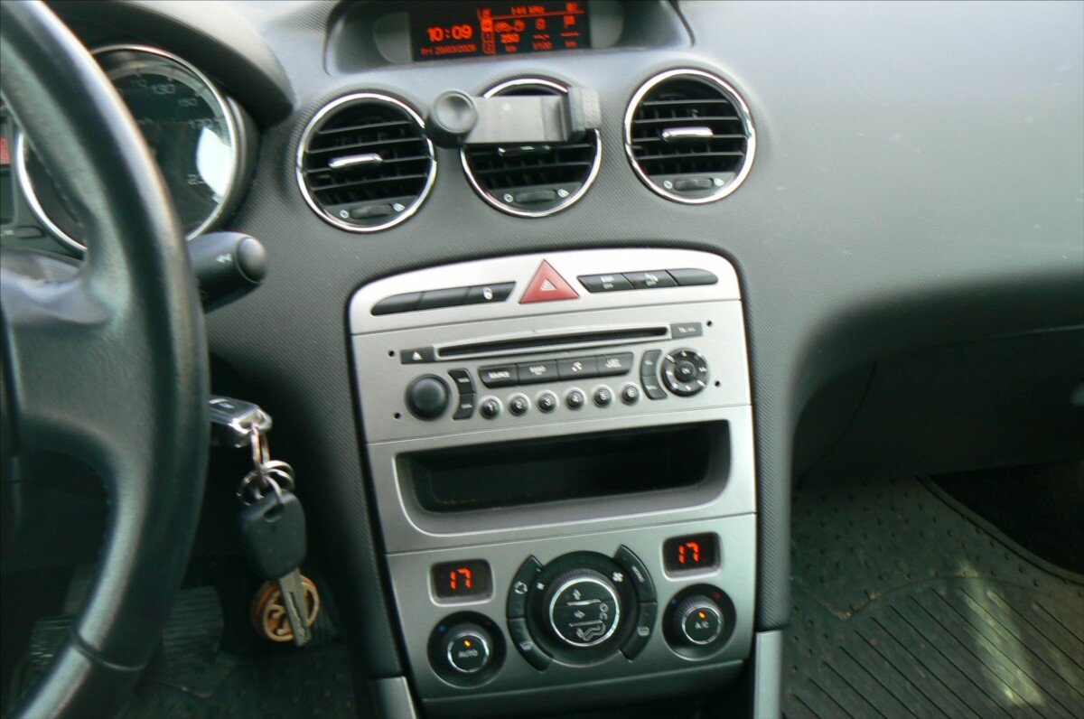 Peugeot 308 Kombi 1,6 l 68 kw