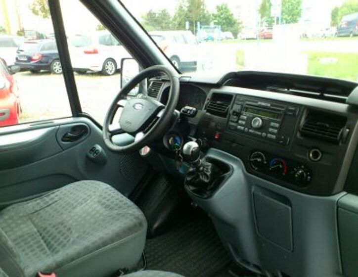 Ford Transit 11