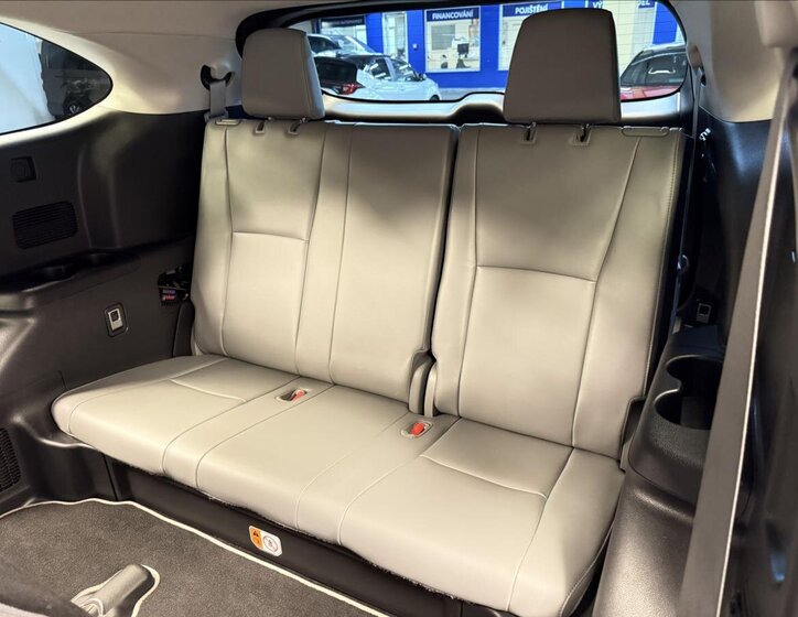 Toyota Highlander SUV 2,5 l 140 kw