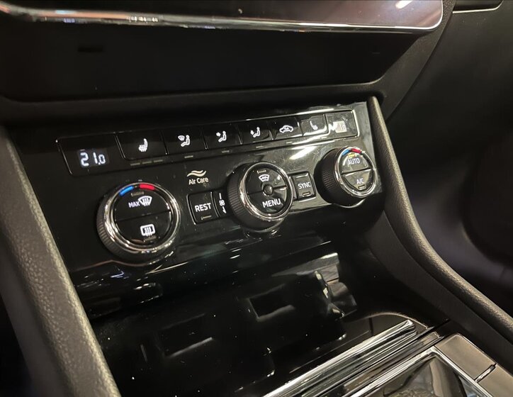 Škoda Superb Kombi 1,6 l 88 kw