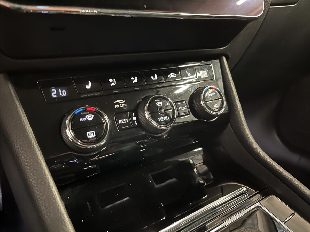 Škoda Superb Kombi 1,6 l 88 kw