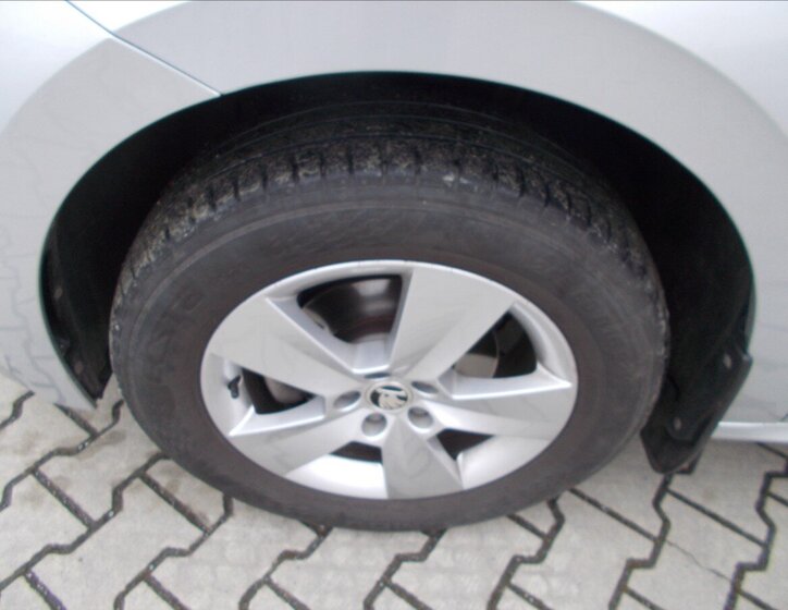 Škoda Kamiq Hatchback 1,5 l 110 kw