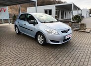 Toyota Auris Hatchback 1,4 l 66 kw