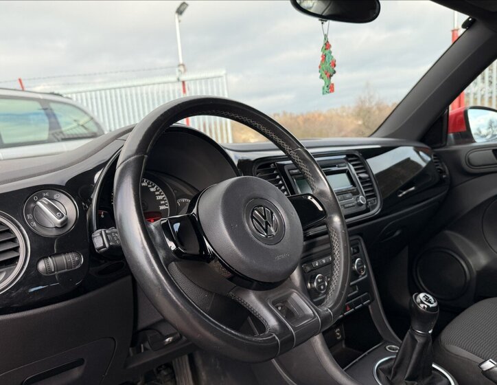 Volkswagen Beetle Kupé 1,6 l 77 kw