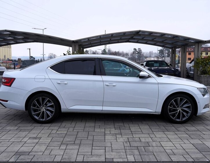 Škoda Superb Sedan 2,0 l 140 kw