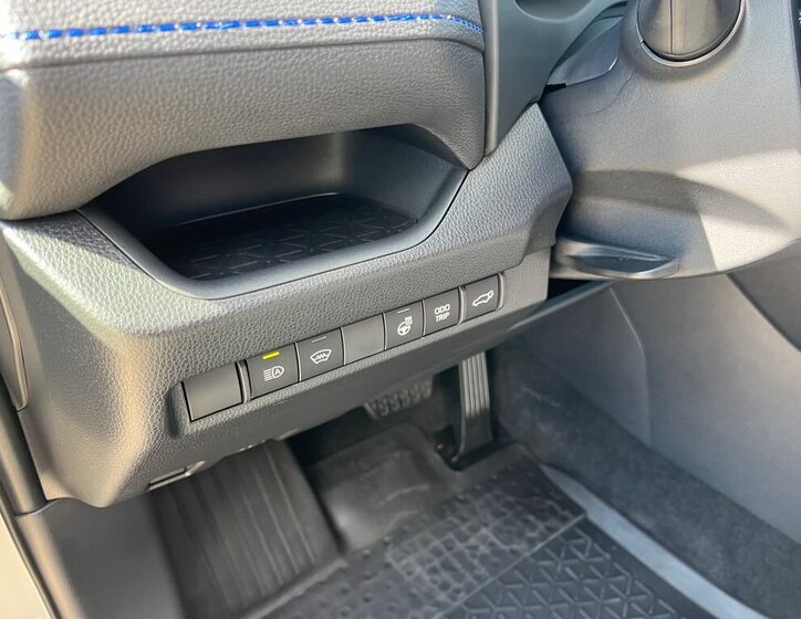 Toyota RAV4 SUV / Terénní 2,5 l 131 kw