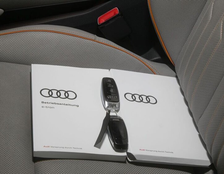 Audi e-tron SUV 0,0 300 kw