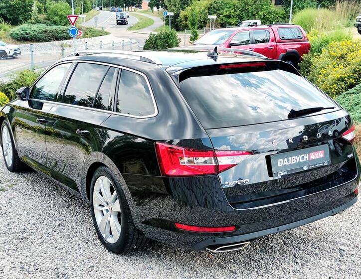 Škoda Superb 3