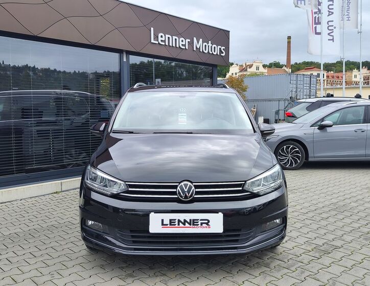 Volkswagen Touran 2