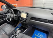 Mitsubishi Outlander 11