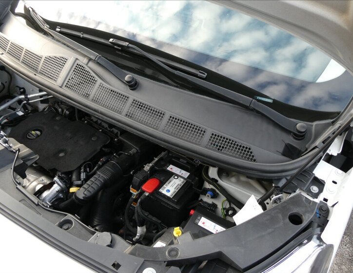 Peugeot Expert Kombi 1,5 l 88 kw