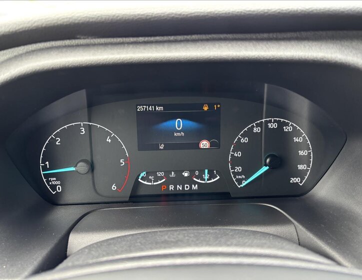 Ford Tourneo Custom Kombi 2,0 l 125 kw