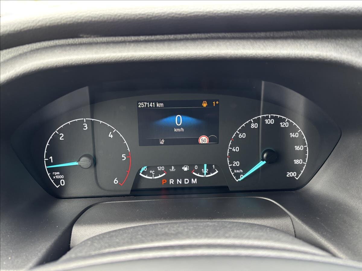 Ford Tourneo Custom Kombi 2,0 l 125 kw