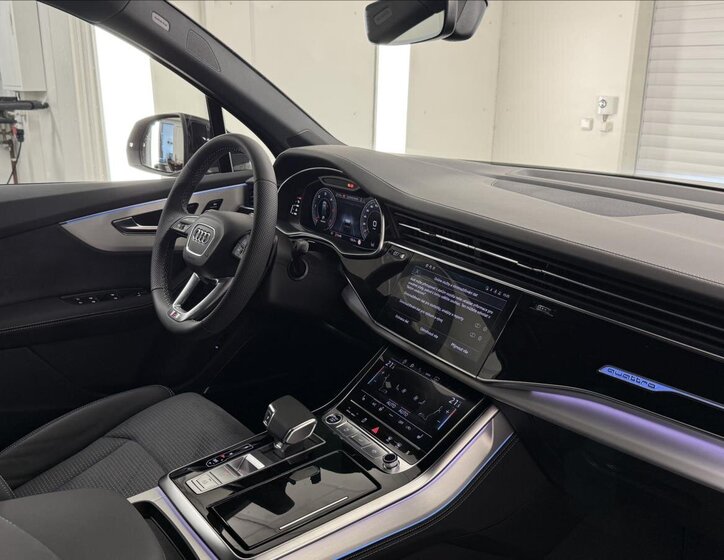 Audi Q7 SUV / Terénní 3,0 l 210 kw