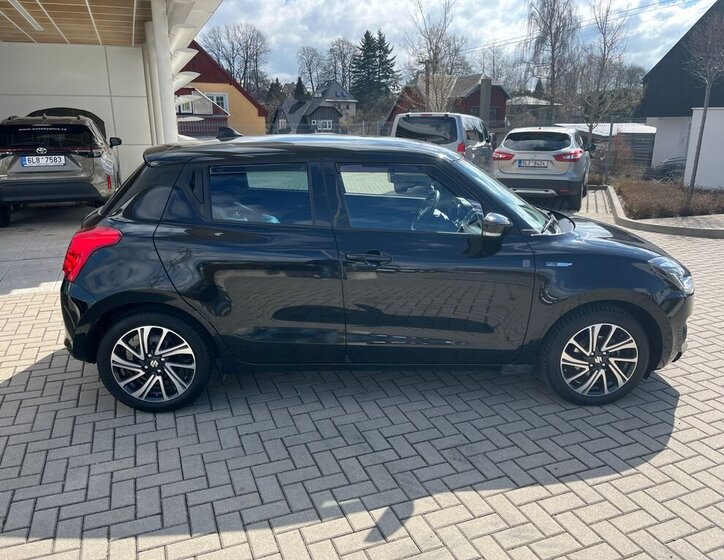Suzuki Swift Hatchback 1,2 l 61 kw