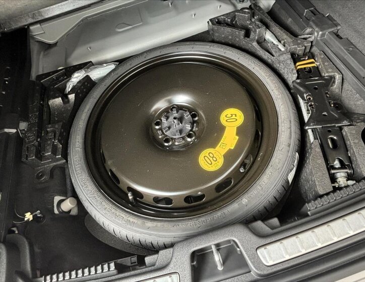 Volvo V60 Kombi 2,0 l 145 kw