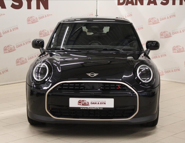 Mini Cooper Hatchback 2,0 l 150 kw