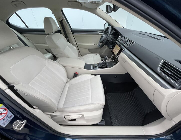 Škoda Superb Liftback 1,5 l 110 kw