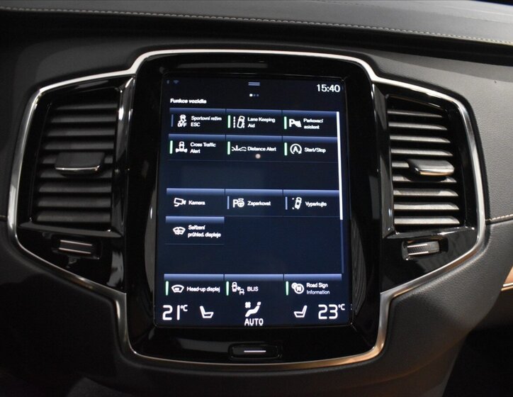 Volvo XC90 SUV / Terénní 2,0 l 177 kw