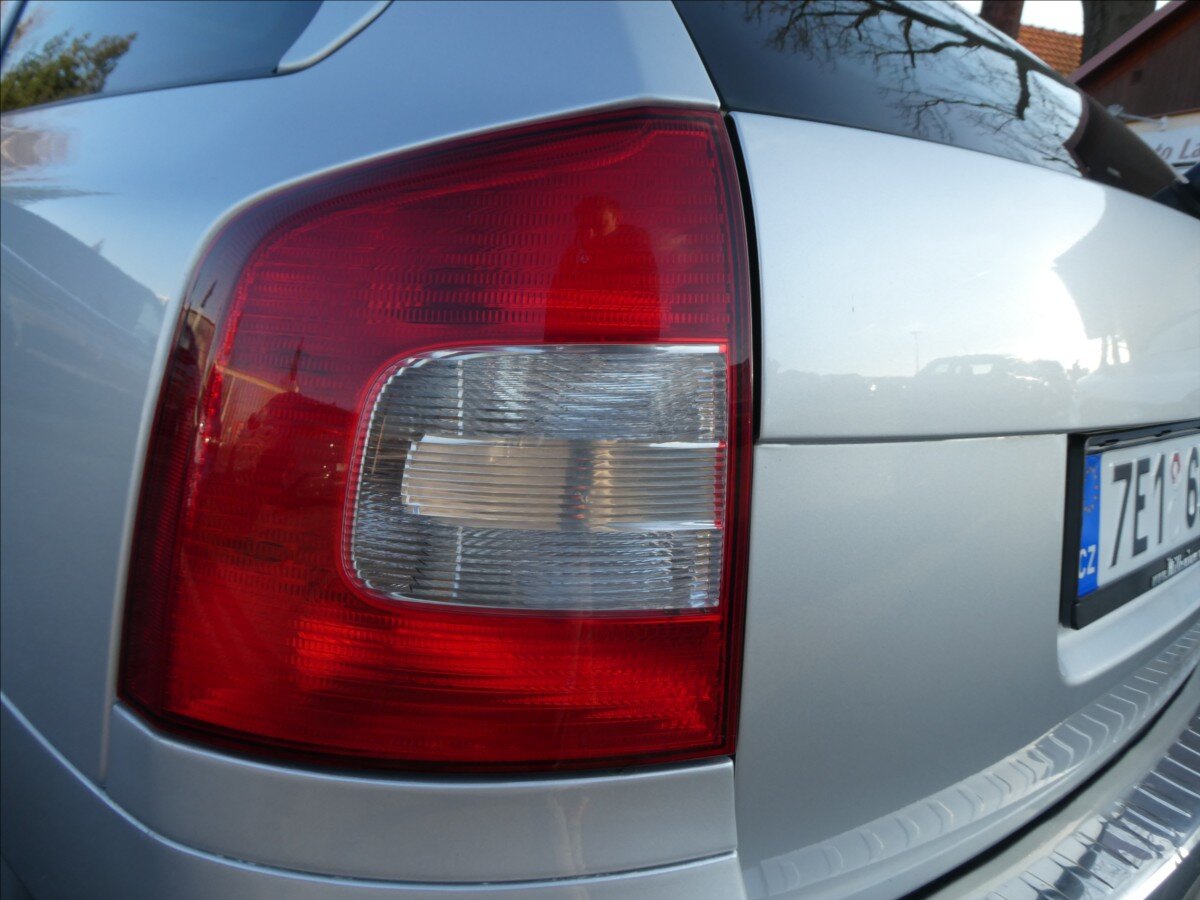 Škoda Octavia Kombi 2,0 l 103 kw