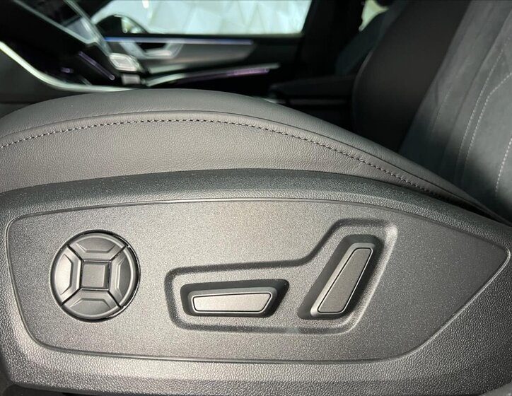 Audi A6 Allroad Kombi 3,0 l 210 kw
