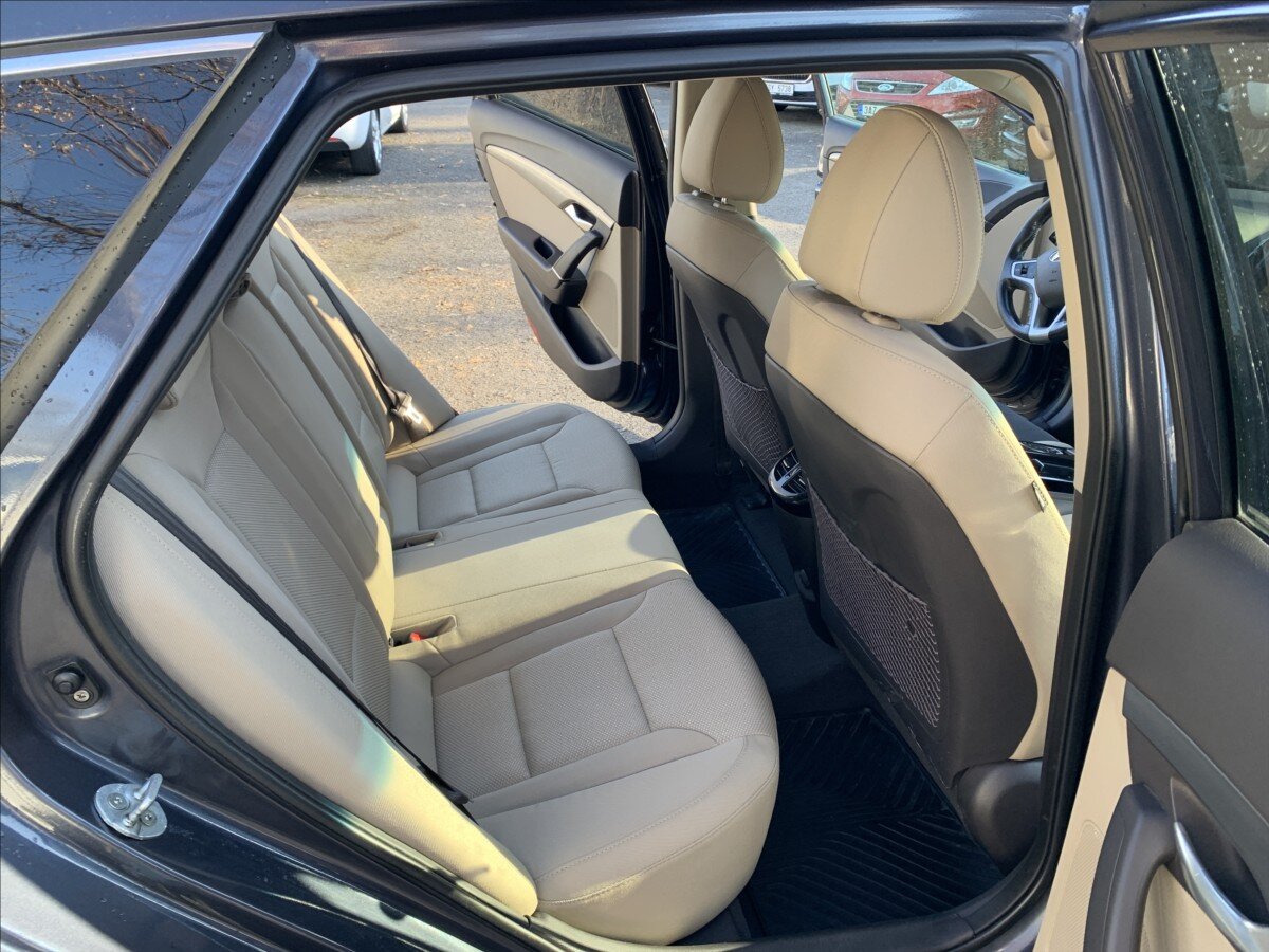 Hyundai i40 Kombi 1,7 l 100 kw