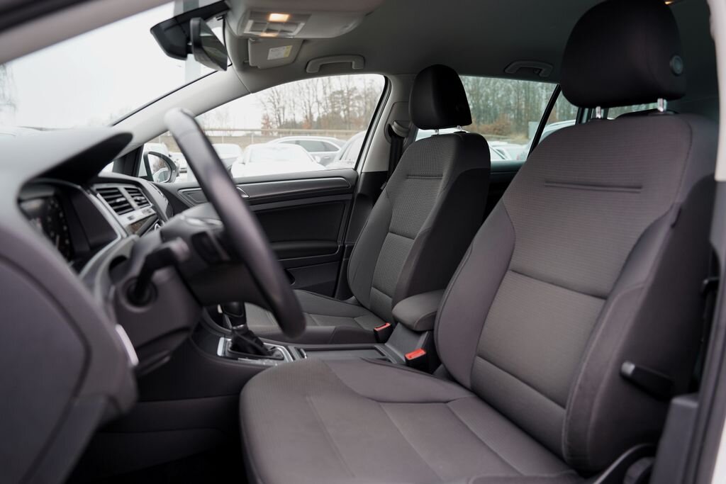 Volkswagen Golf Kombi 1,6 l 85 kw