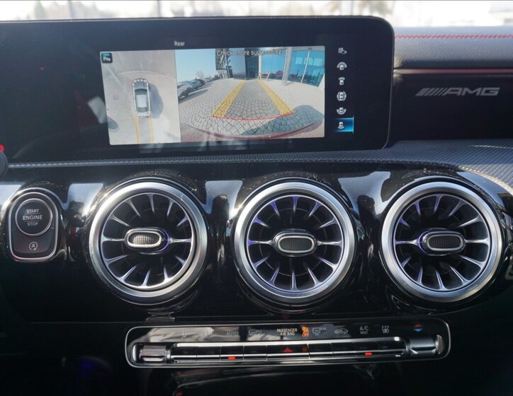 Mercedes-Benz CLA Kupé 2,0 l 225 kw