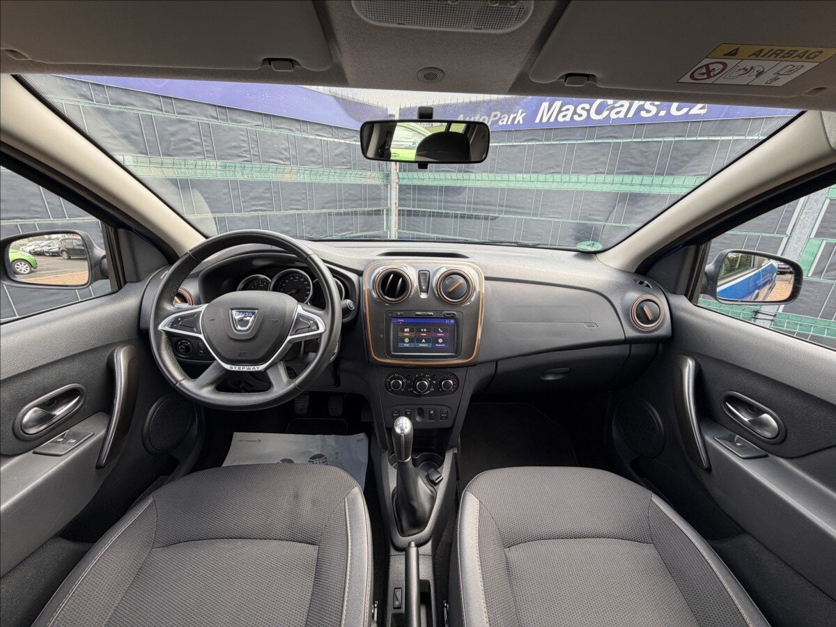 Dacia Sandero Hatchback 898,0 66 kw