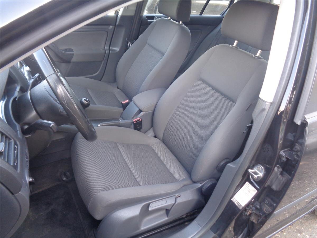 Volkswagen Golf Hatchback 1,6 l 75 kw