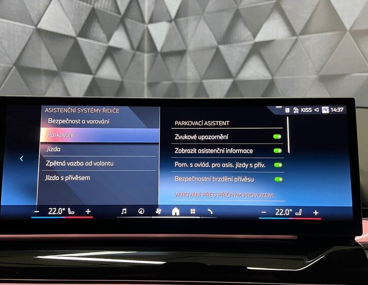 BMW Ostatní Sedan / Limuzína 0,0 290 kw