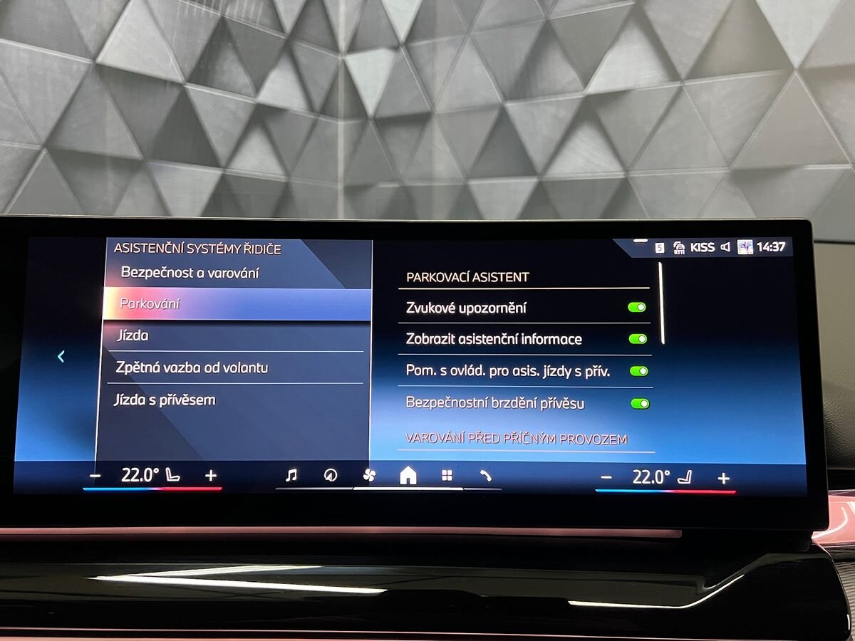 BMW Ostatní Sedan / Limuzína 0,0 290 kw