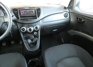 Hyundai i10 25