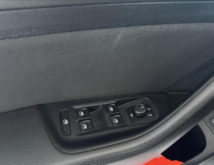 Volkswagen Passat 10