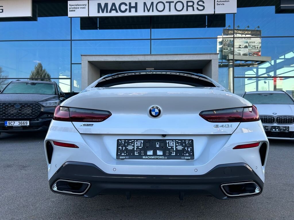 BMW Řada 8 Sedan / Limuzína 3,0 l 245 kw