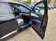 Peugeot 3008 SUV / Terénní 1,6 l 165 kw