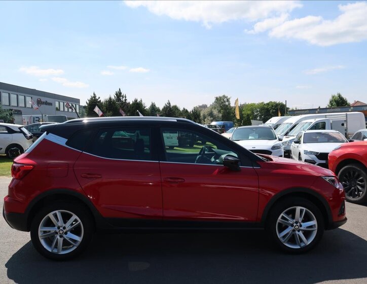 Seat Arona SUV / Terénní 1,6 l 85 kw