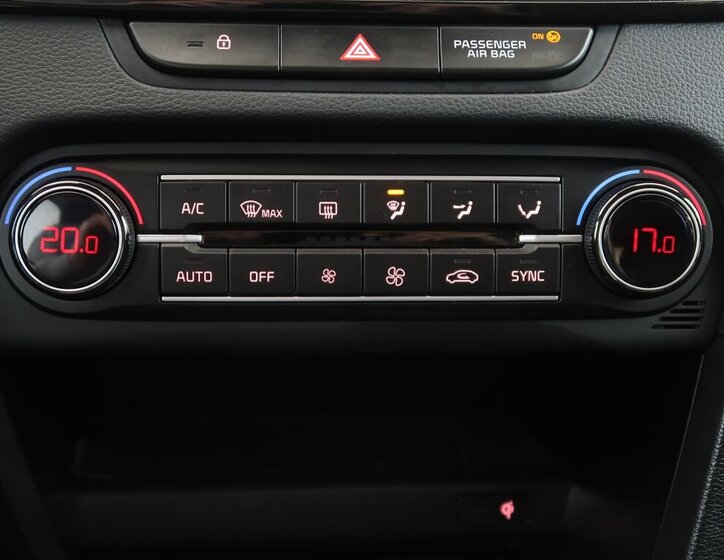 KIA XCeed SUV / Terénní 1,5 l 117 kw