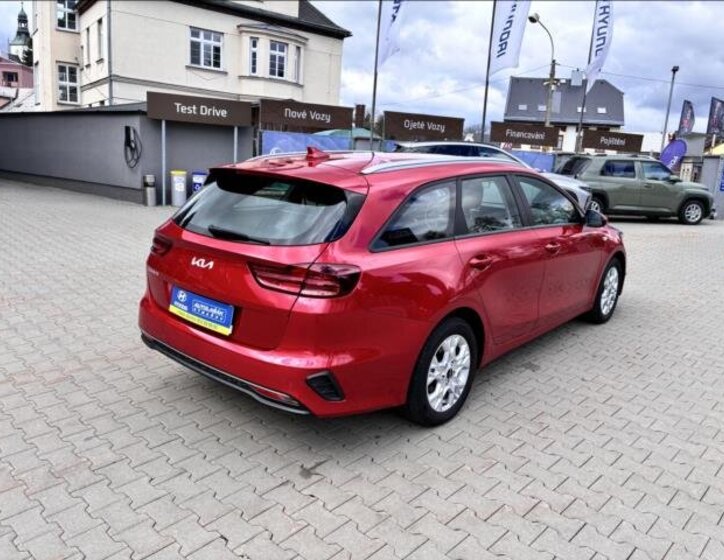 KIA Ceed Kombi 1,5 l 117 kw