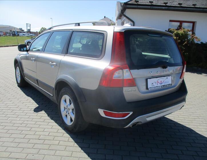 Volvo XC70 3