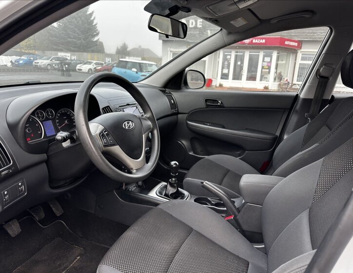 Hyundai i30 12
