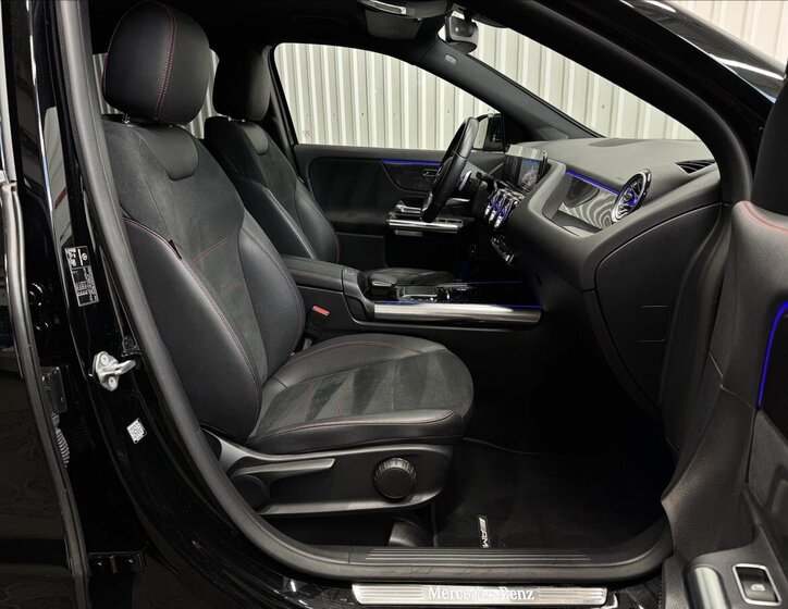 Mercedes-Benz GLA SUV / Terénní 2,0 l 110 kw