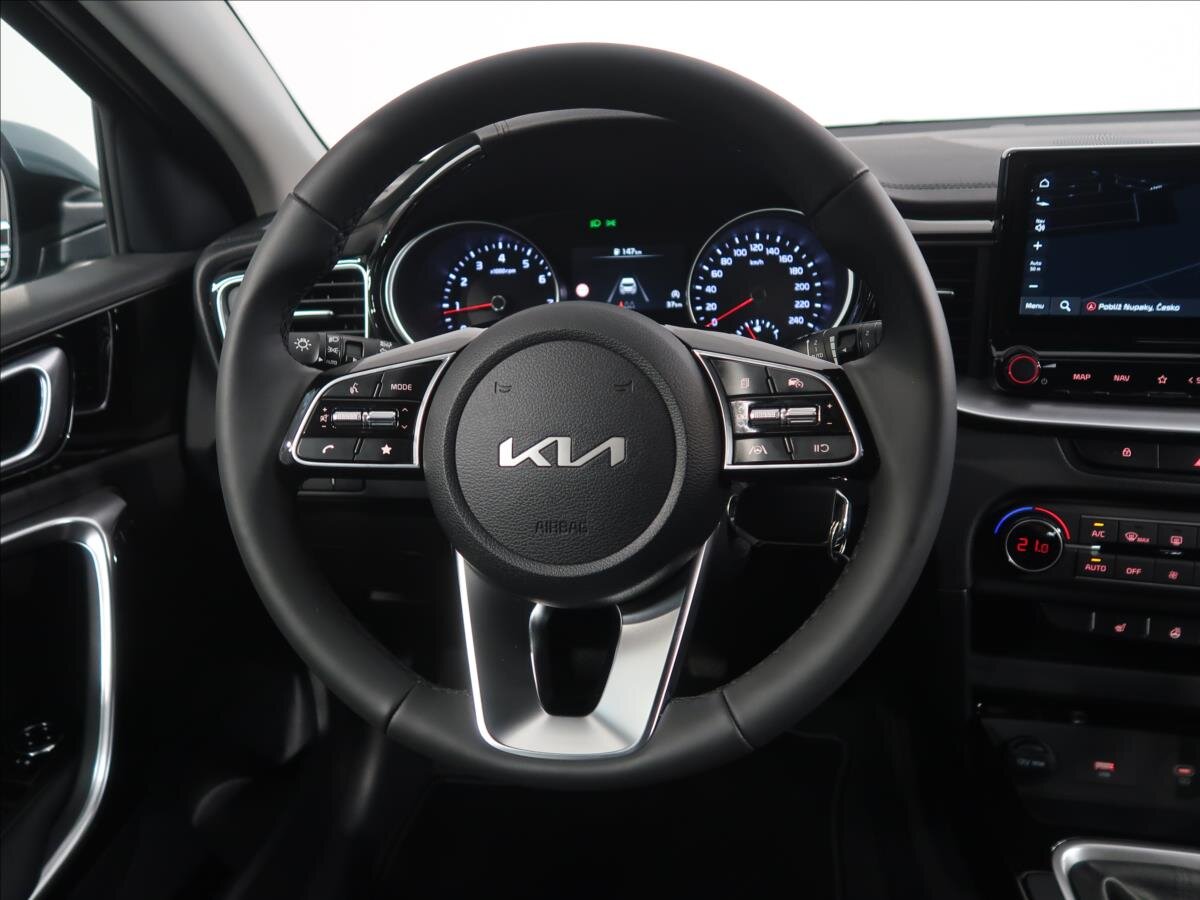 KIA XCeed SUV 1,5 l 103 kw
