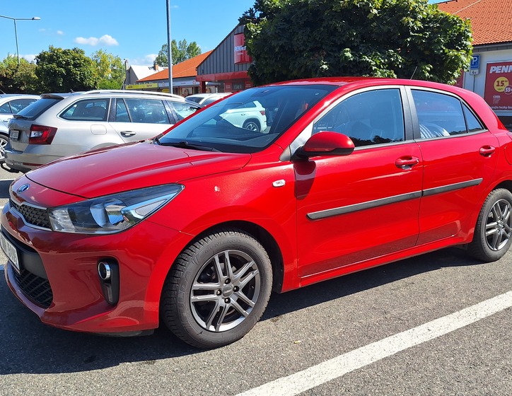 KIA Rio 2